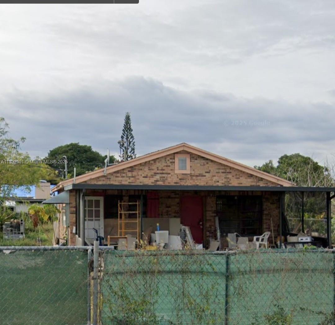 23100 SW 123rd Ave, Miami FL 33170