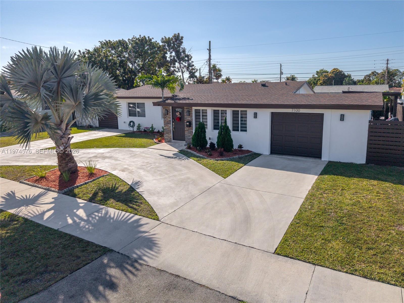 7100 SW 19th Ter, Miami FL 33155