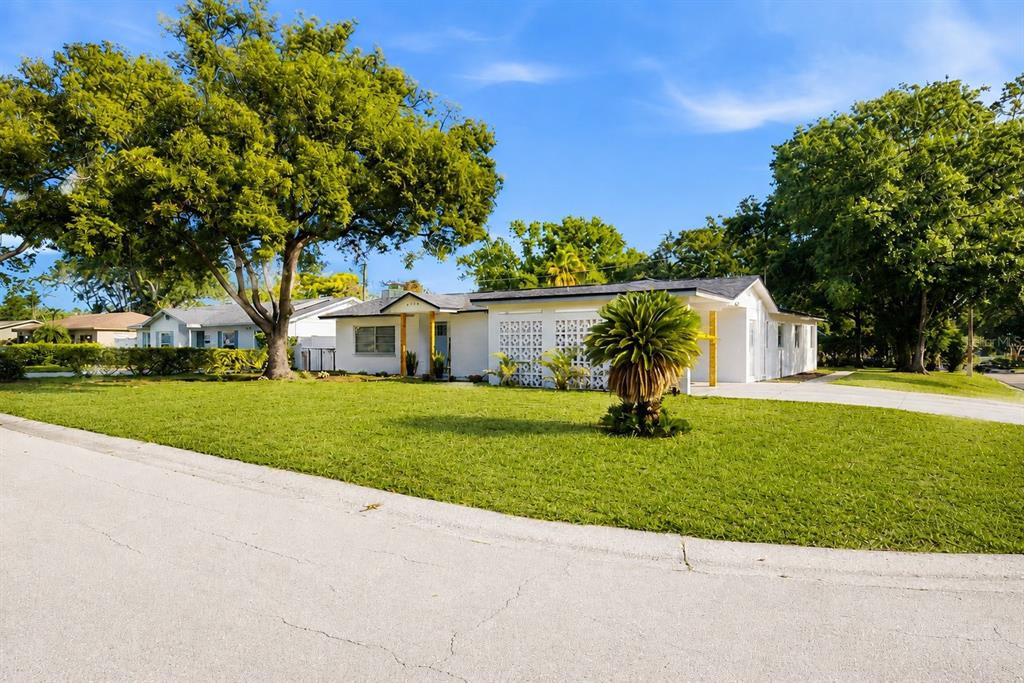 6128 E 111TH AVENUE, TEMPLE TERRACE, FL — photo 4 of 28