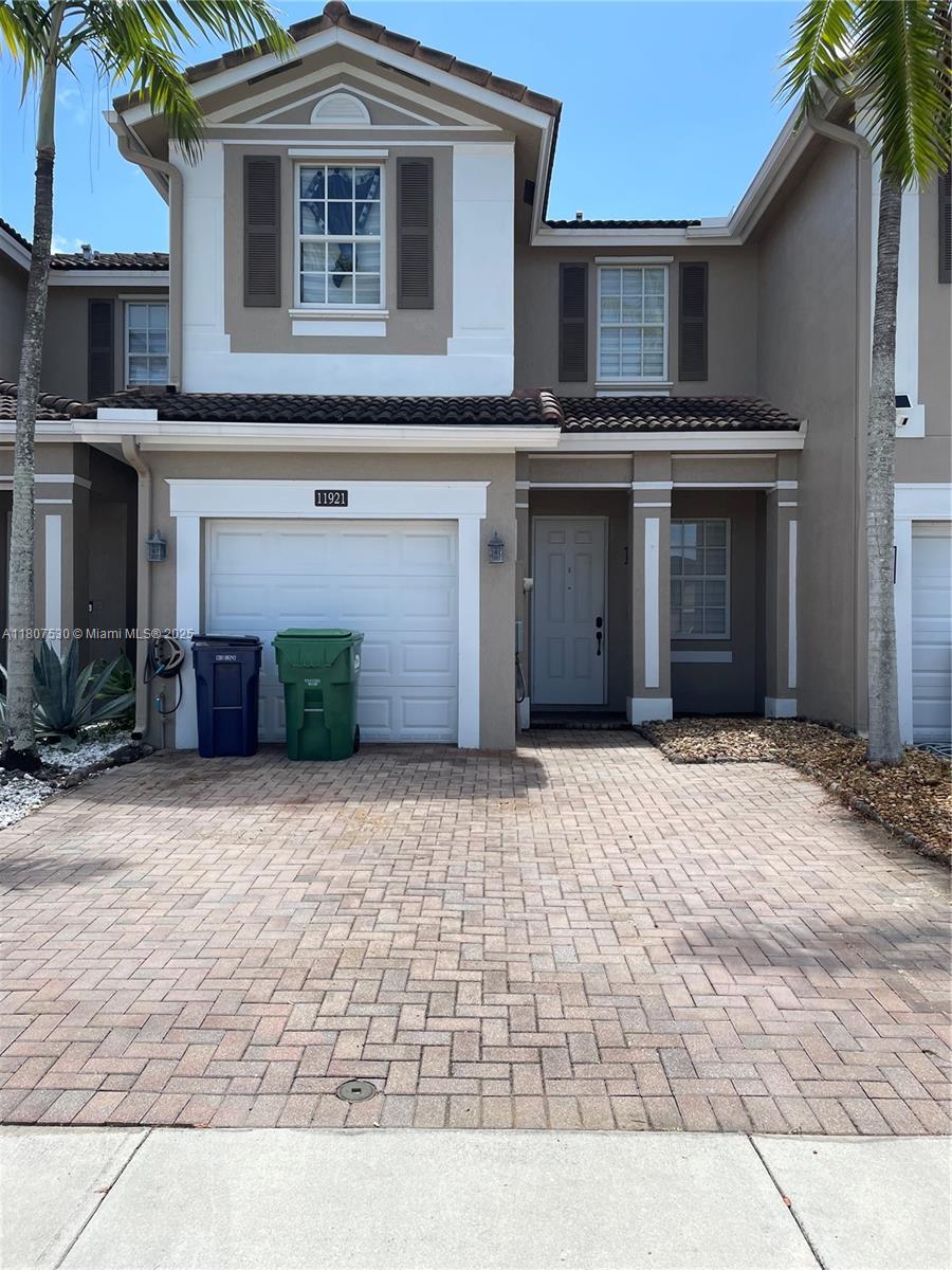 11921 SW 153rd Pl, Miami FL 33196