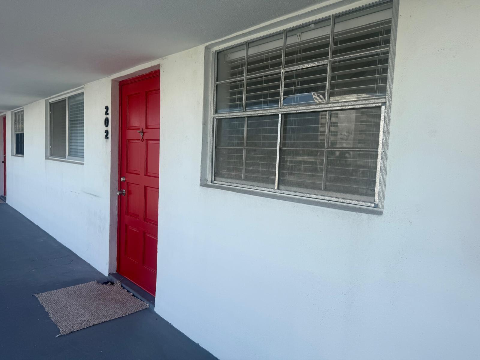 402 Lake Shore Drive # 202, West Palm Beach FL 33403