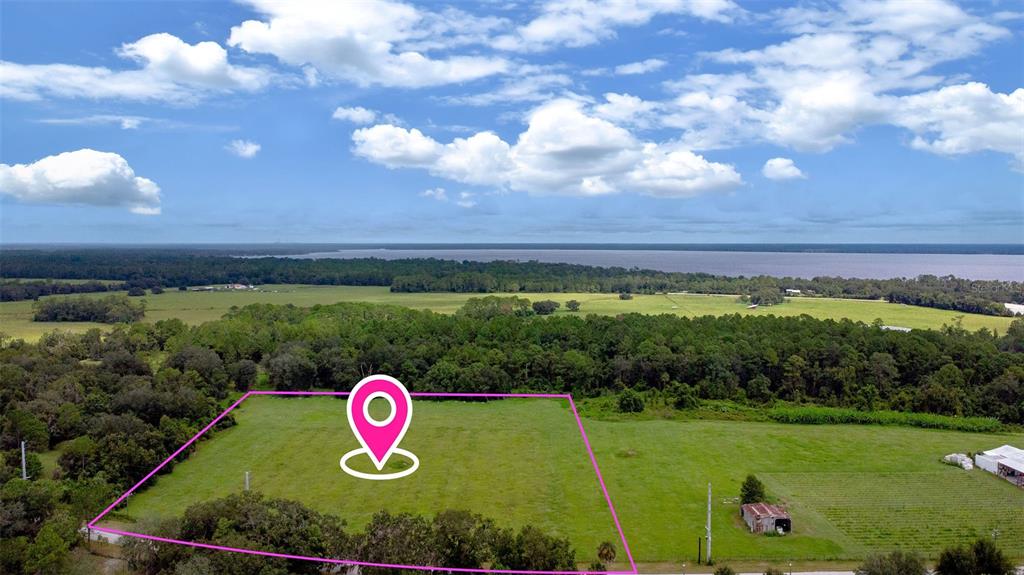460 OLD HIGHWAY 17, CRESCENT CITY, FL — photo 3 of 30