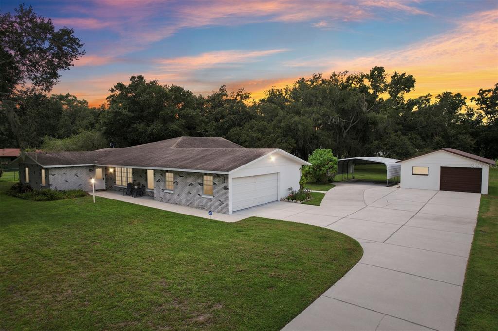 1219 LINDSEY ROAD