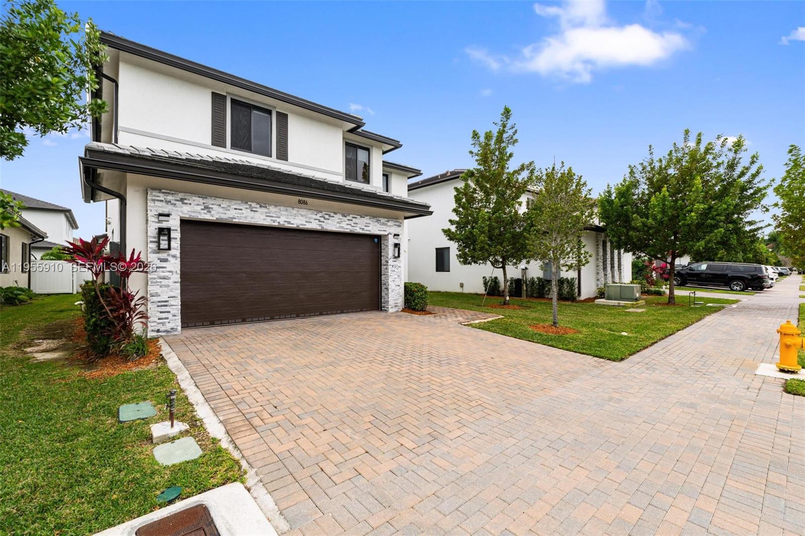 8086 NW 47th Ter, Doral FL 33166