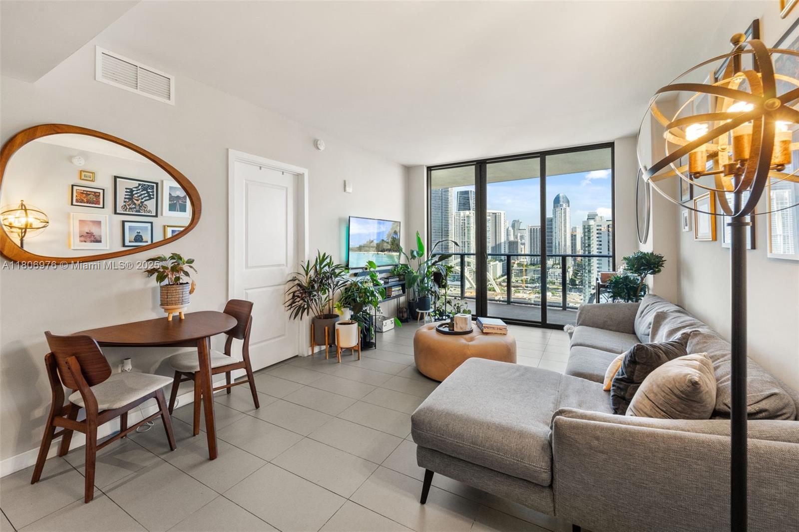 1600 NE 1st Ave # 2907, Miami FL 33132