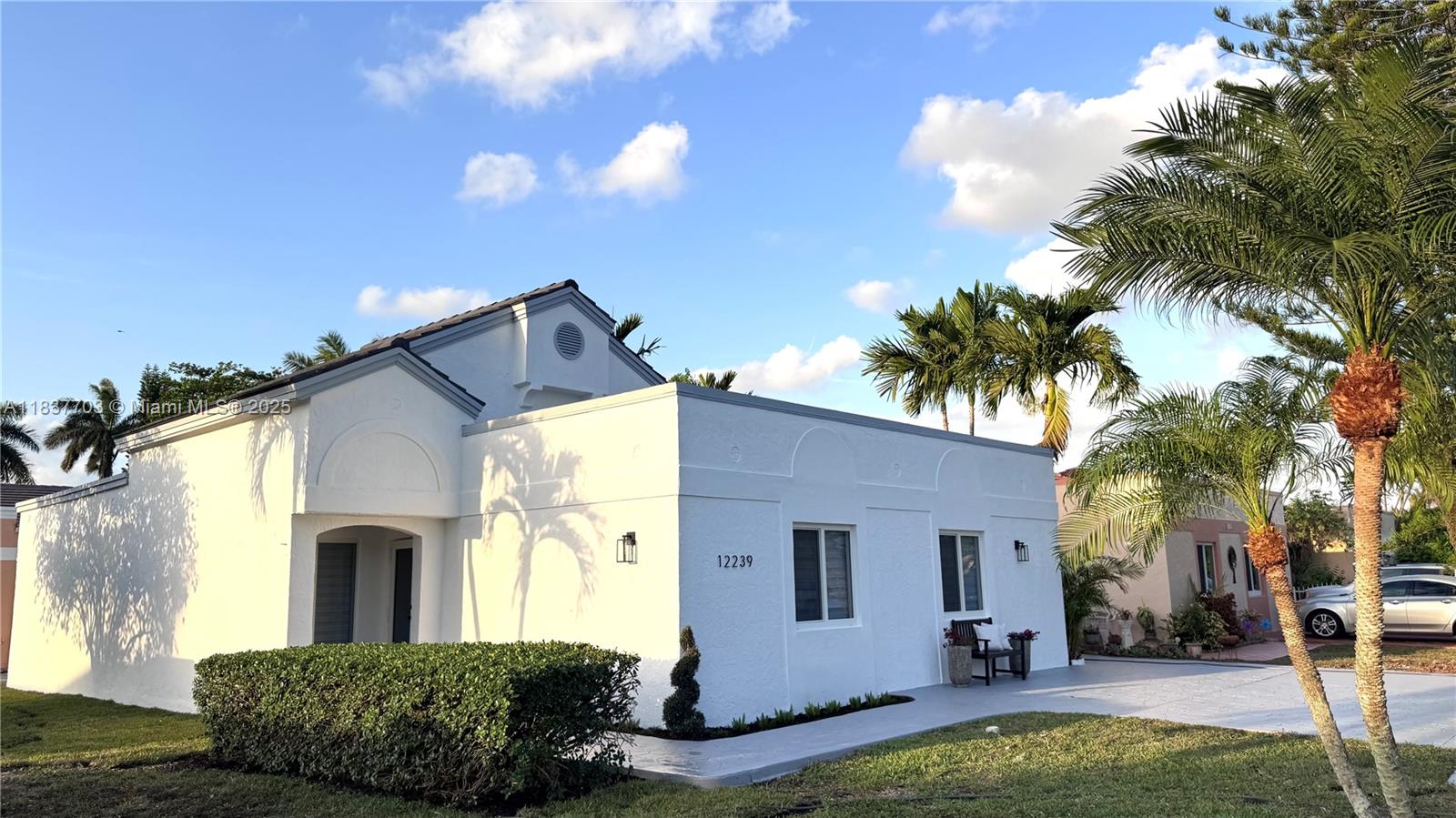 12239 NW 7th St, Miami FL 33182