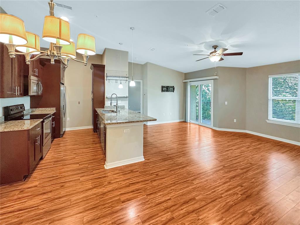 5041 ROYAL PALMS WAY UNIT 302, NEW PORT RICHEY, FL — photo 4 of 30
