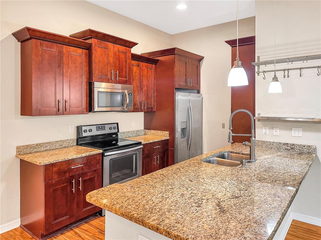 5041 ROYAL PALMS WAY UNIT 302, NEW PORT RICHEY, FL — photo 5 of 30