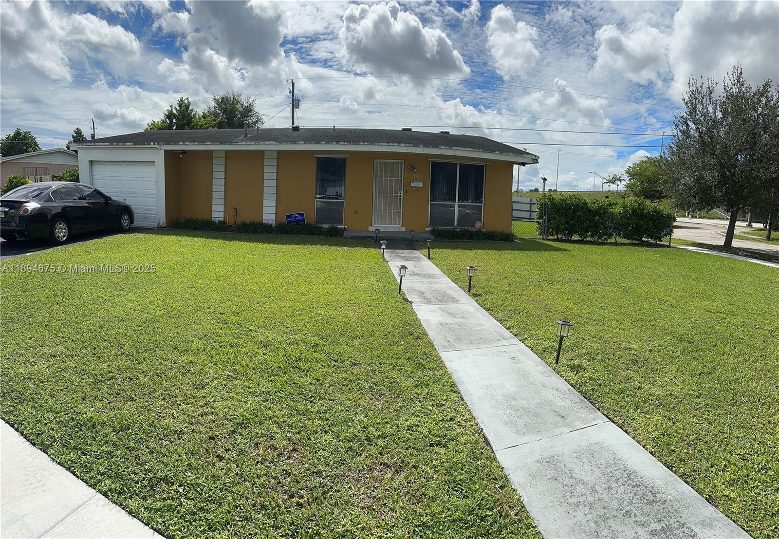 10610 SW 204th Ter, Cutler Bay FL 33189