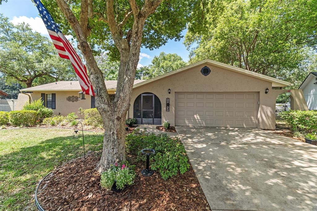 610 CYPRESS CT