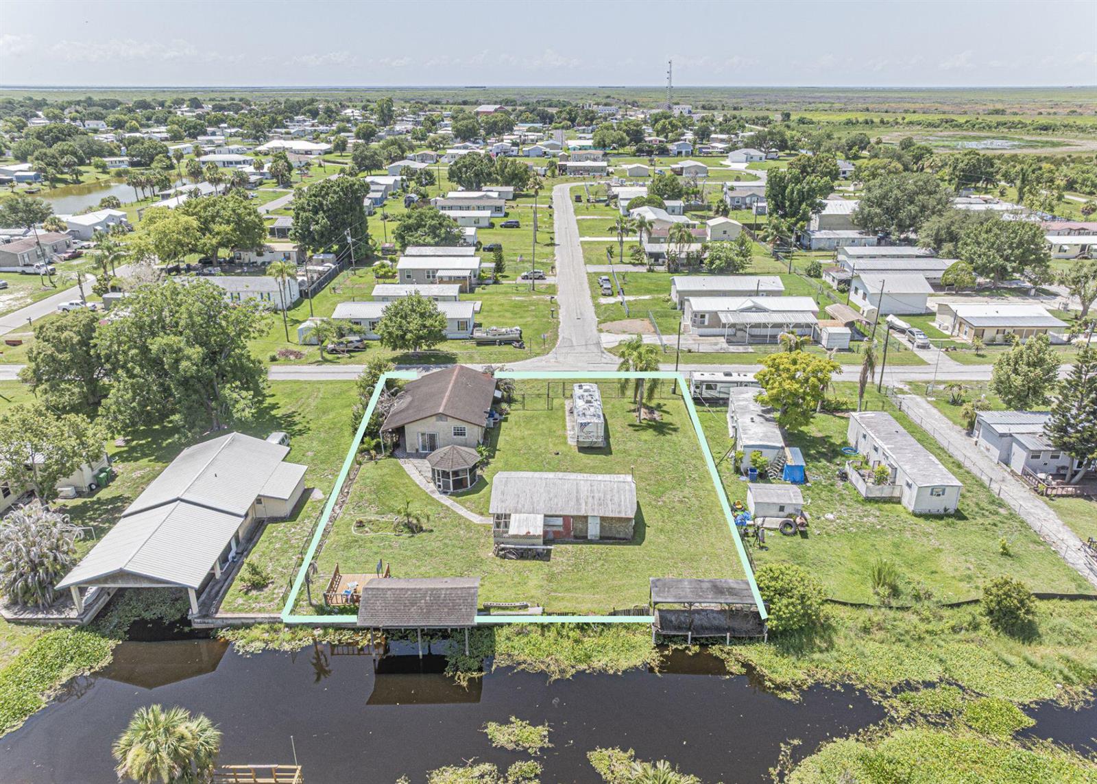 1040 Lissie Lane, Okeechobee FL 34974