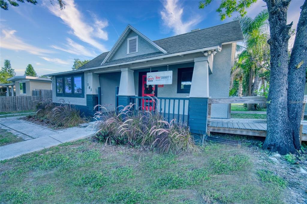 141 AVENUE E SW