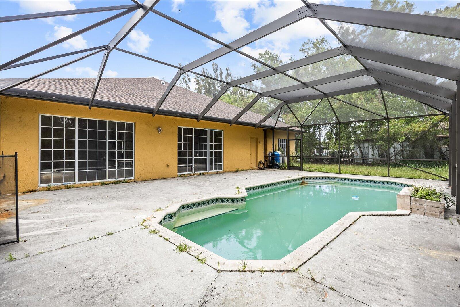 12390 N 53rd Rd Road N, FL 33411