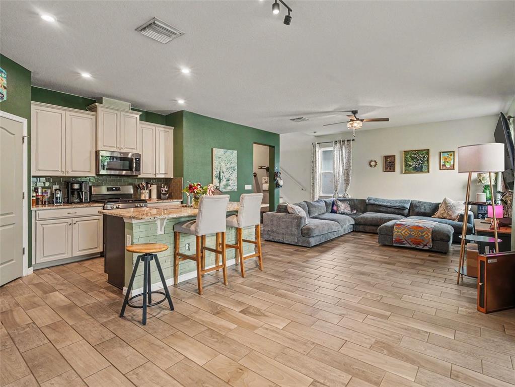 11609 FRINGETREE COURT, RIVERVIEW, FL — photo 4 of 22