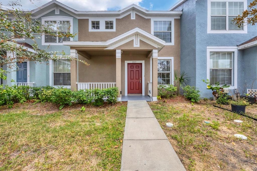 1523 DEER TREE LANE
