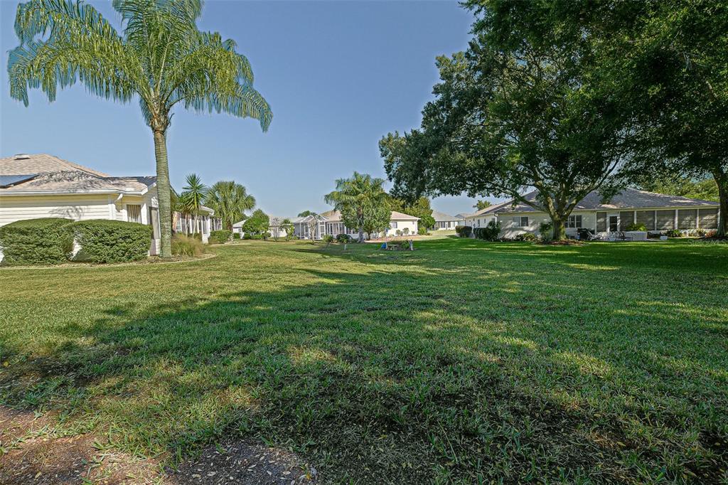13863 SE 85TH CIRCLE, SUMMERFIELD, FL — photo 5 of 30