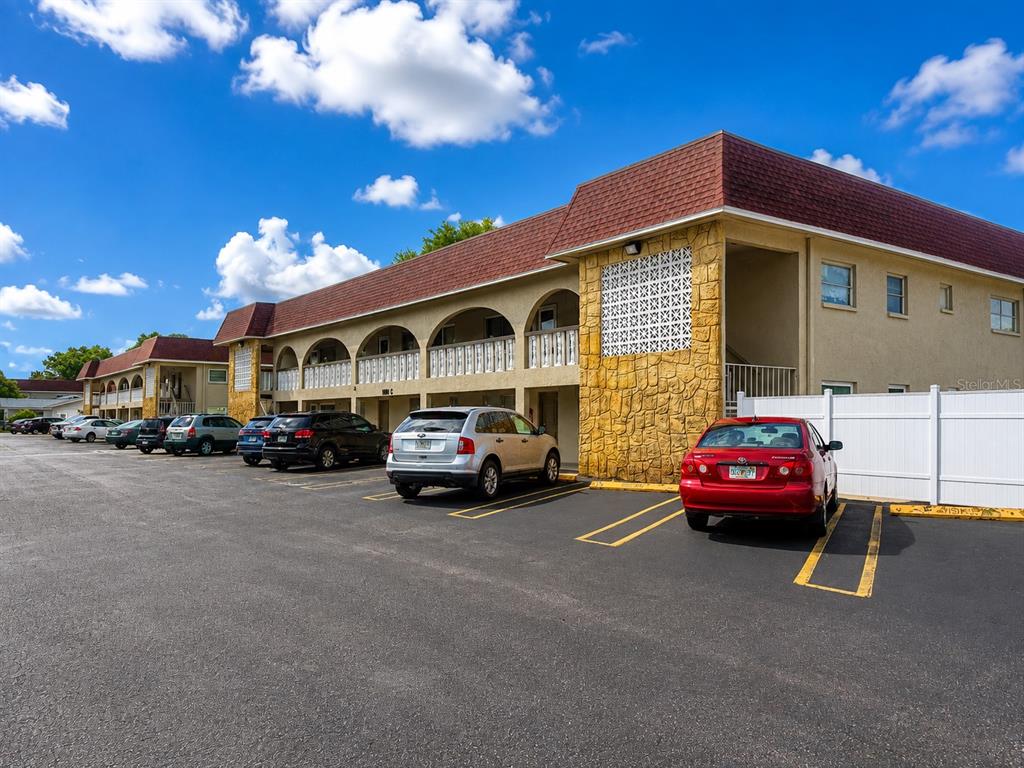 6044 22ND AVENUE N UNIT 2