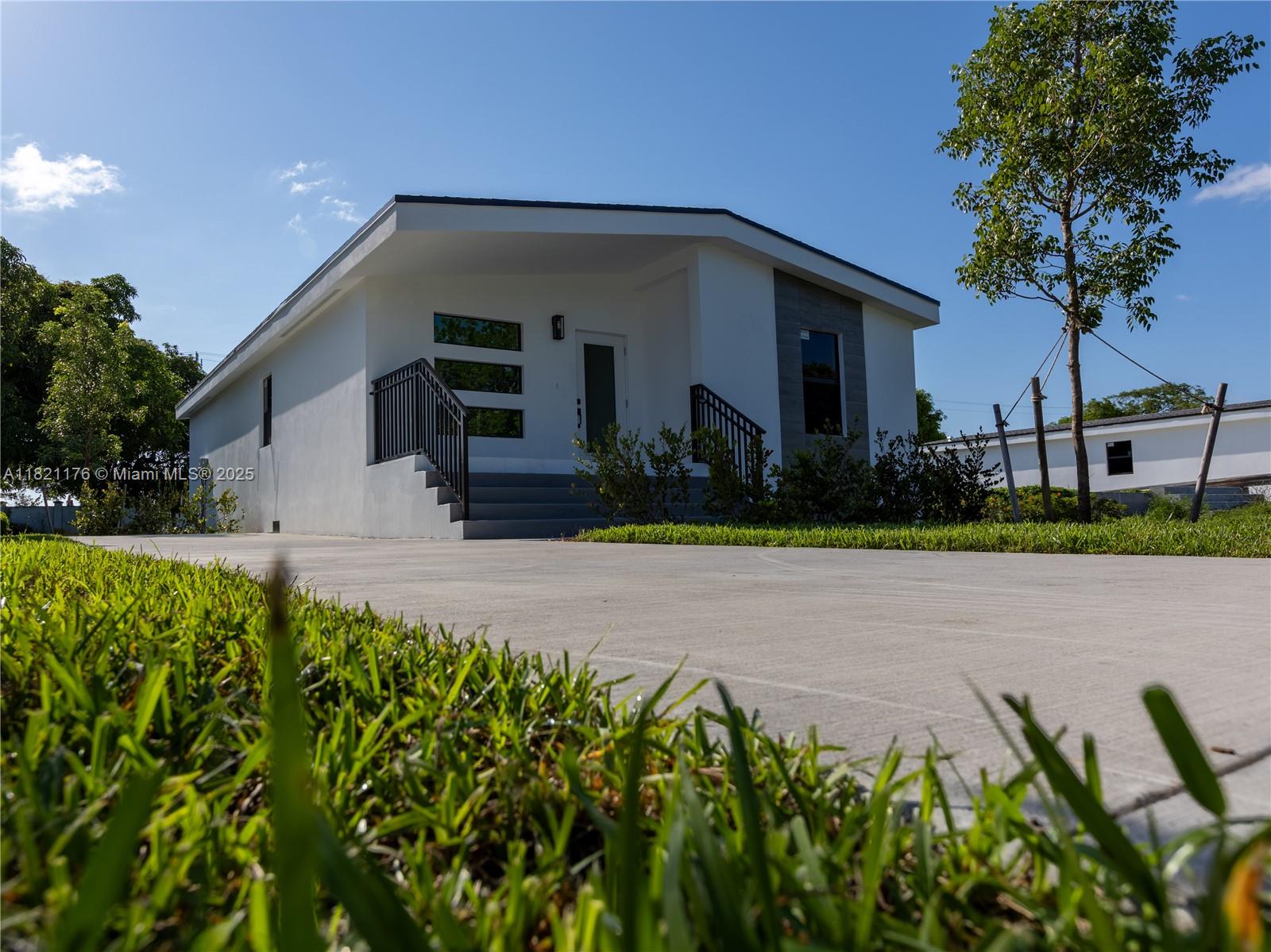 504 NW 15th Ave, Pompano Beach FL 33069