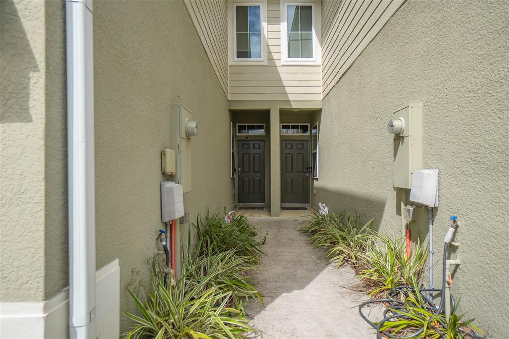 2208 LACEFLOWER DRIVE, BRANDON, FL — photo 5 of 29
