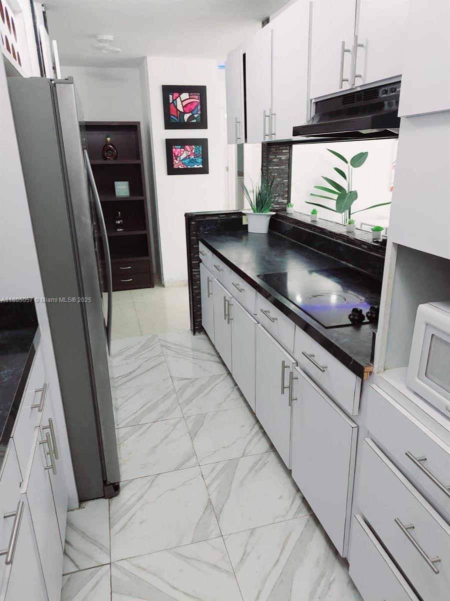 4429 Isla Verde # 1002, PR 00979, PR — photo 4 of 8
