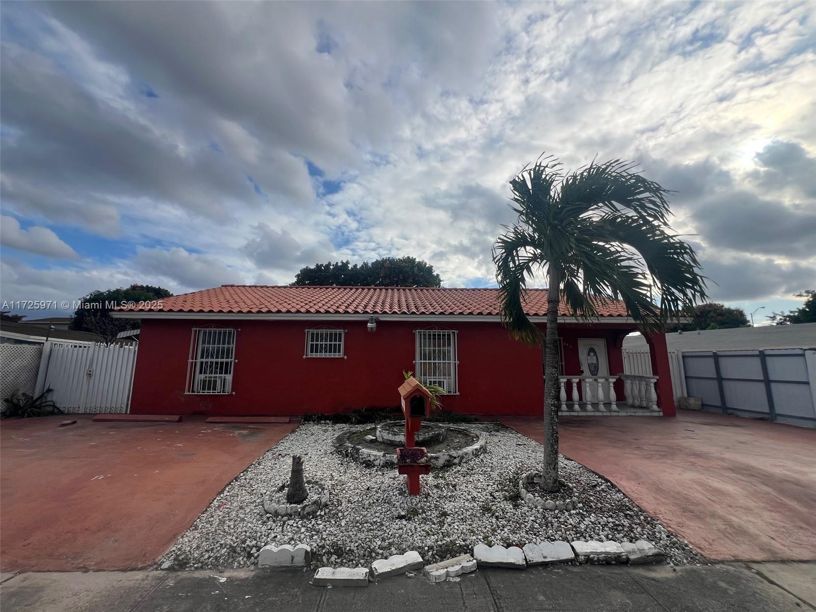 840 SE 4th Pl, Hialeah FL 33010