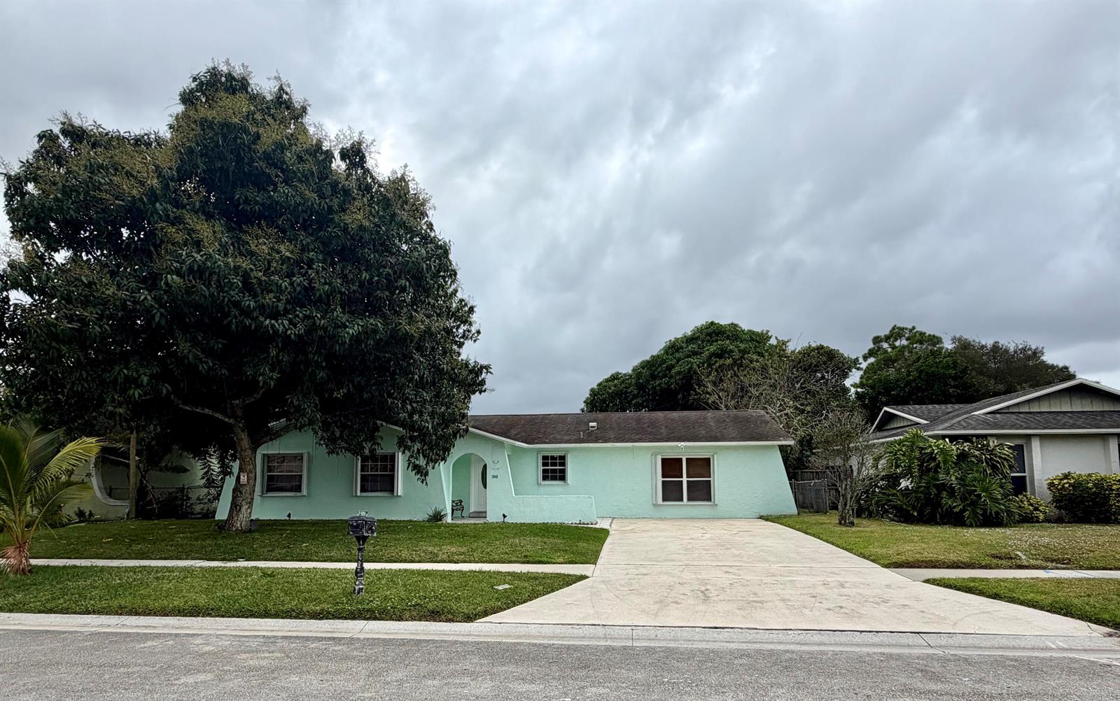1045 Cameo Circle, West Palm Beach FL 33417