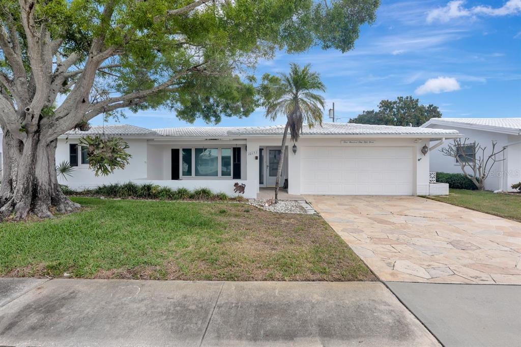 10153 44TH STREET N UNIT 2