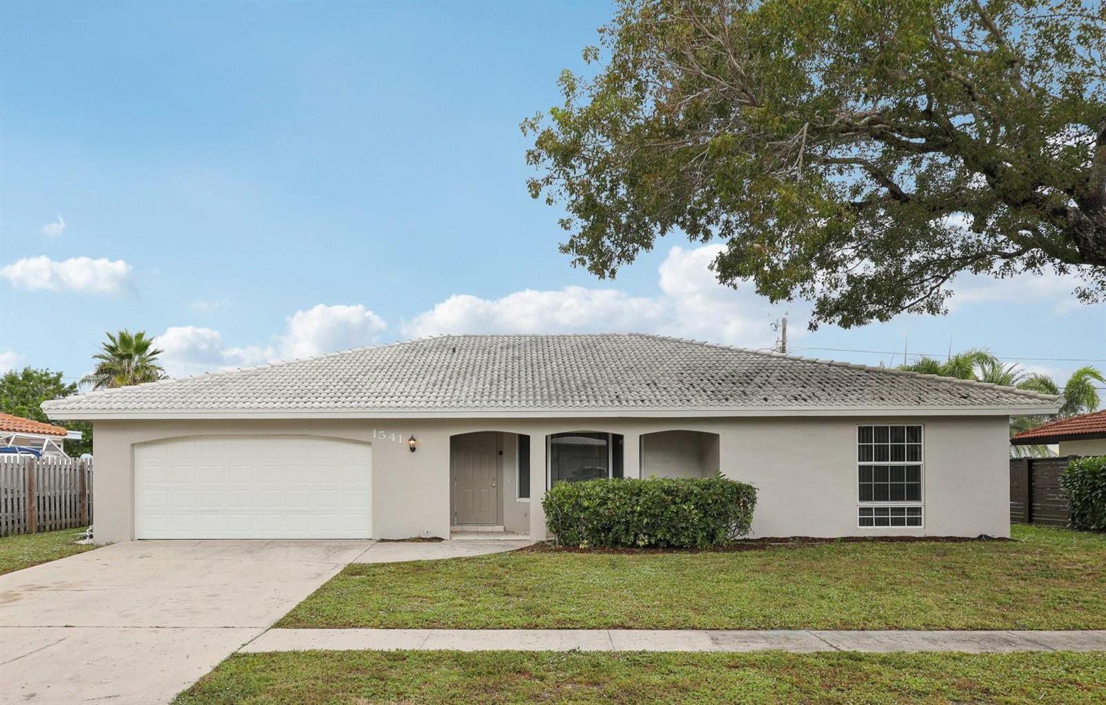 1541 NW 9th Street, Boca Raton FL 33486