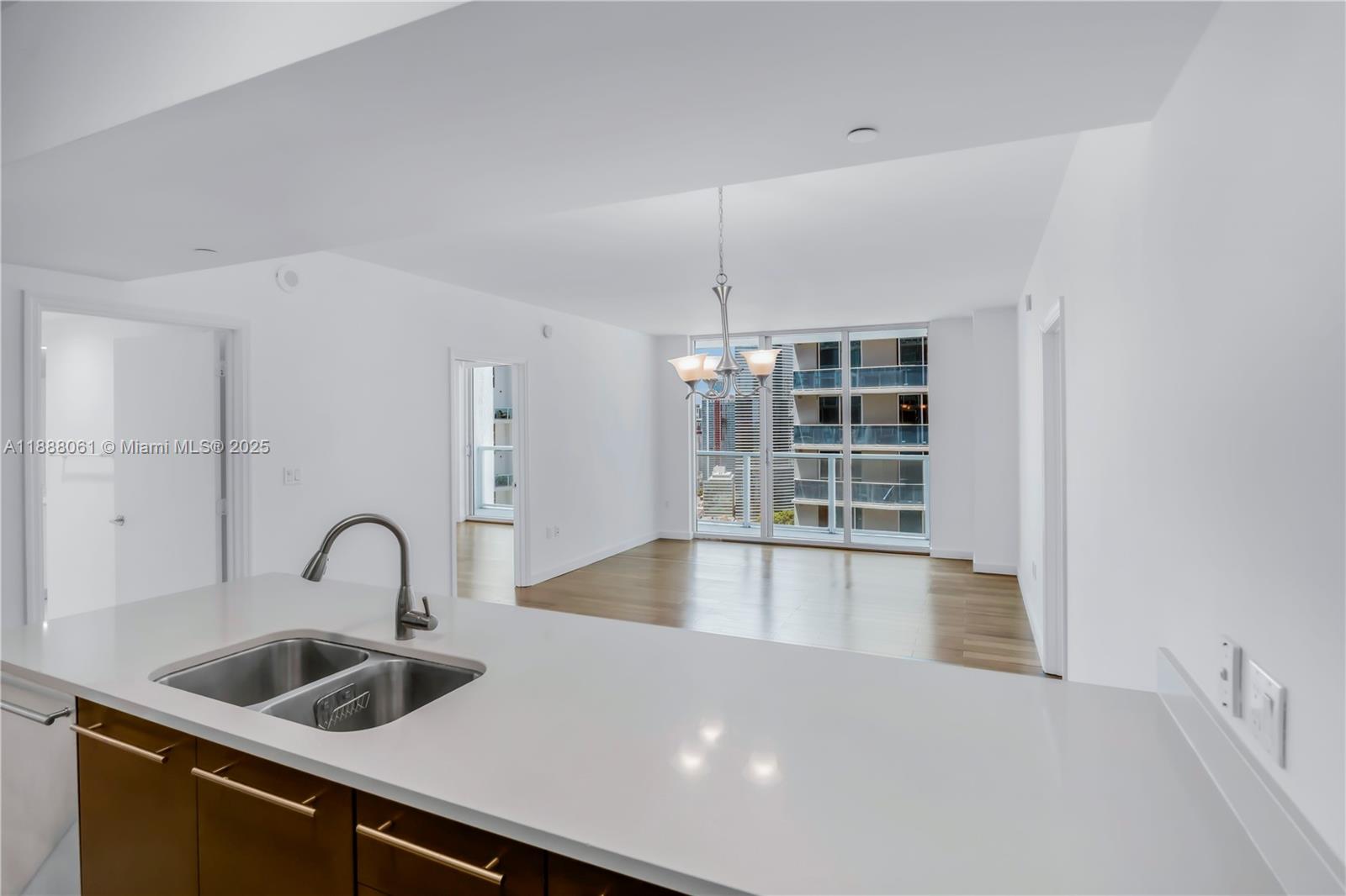 55 SE 6th St # 3503, Miami FL 33131