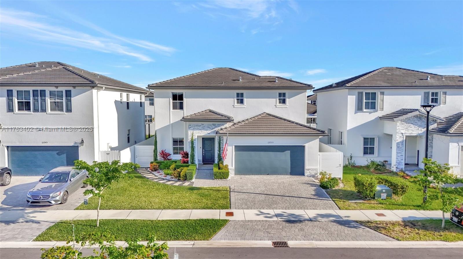 12735 SW 215th Ter, Miami FL 33177