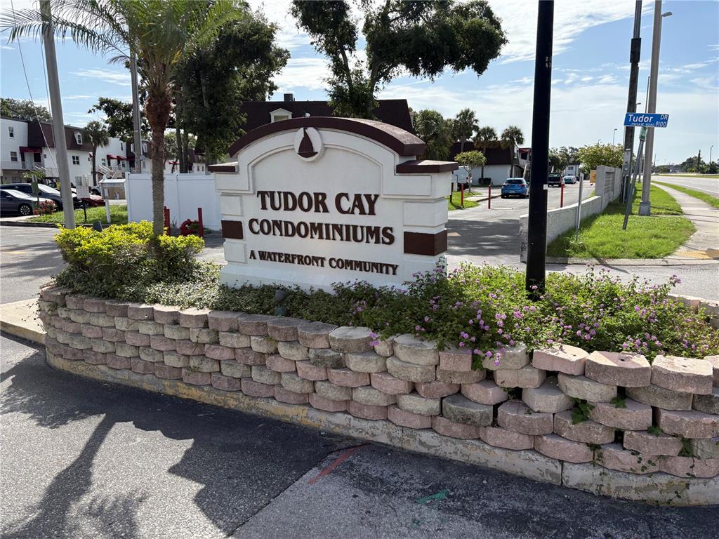 9218 TUDOR DRIVE UNIT P101