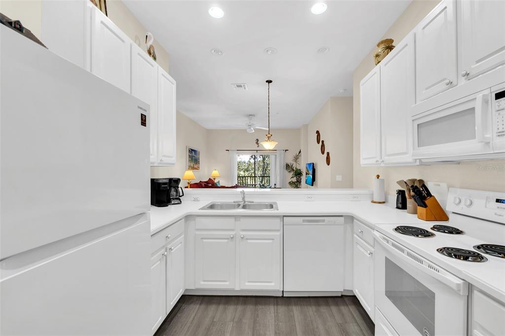 615 LUCAYA LOOP, DAVENPORT, FL — photo 5 of 30