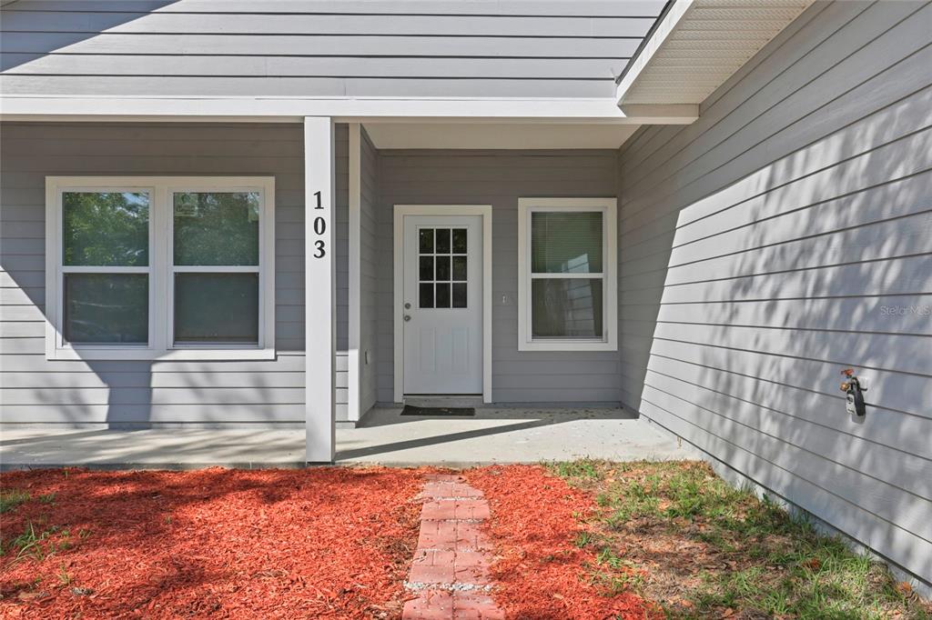 103 LONG ROAD, INTERLACHEN, FL — photo 2 of 25