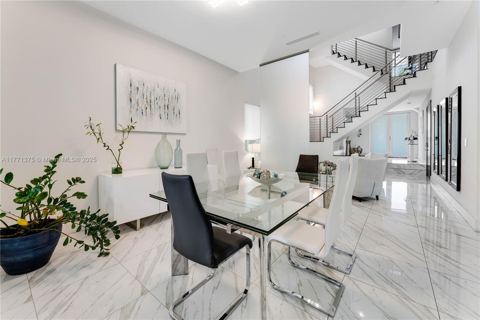 3445 NW 84th Ct, Doral FL 33122