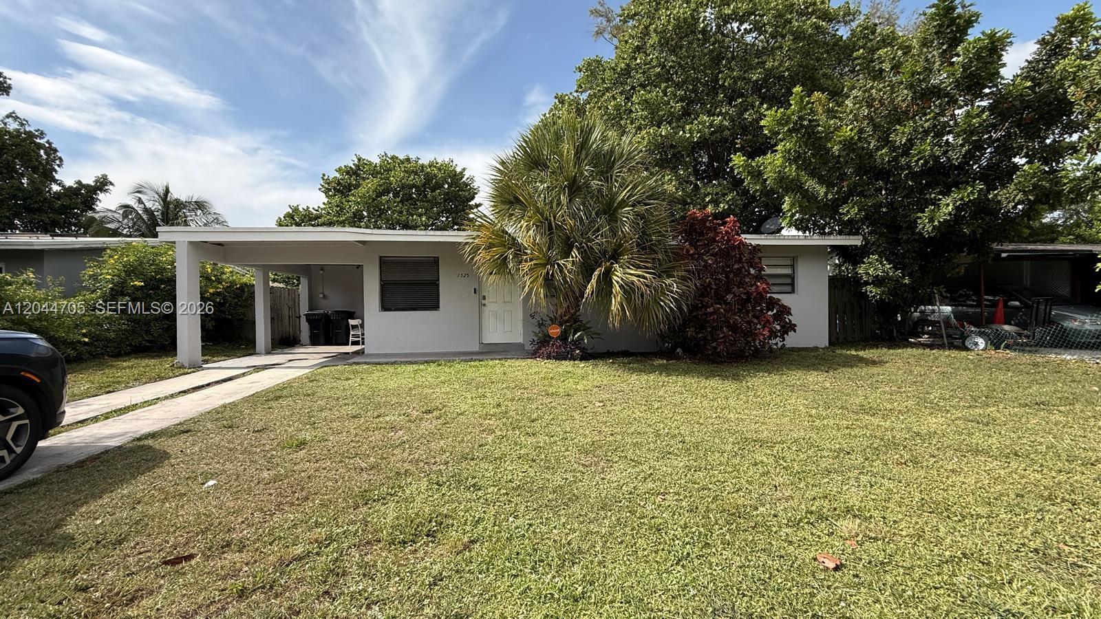 1525 NW 18th Ct, Fort Lauderdale FL 33311