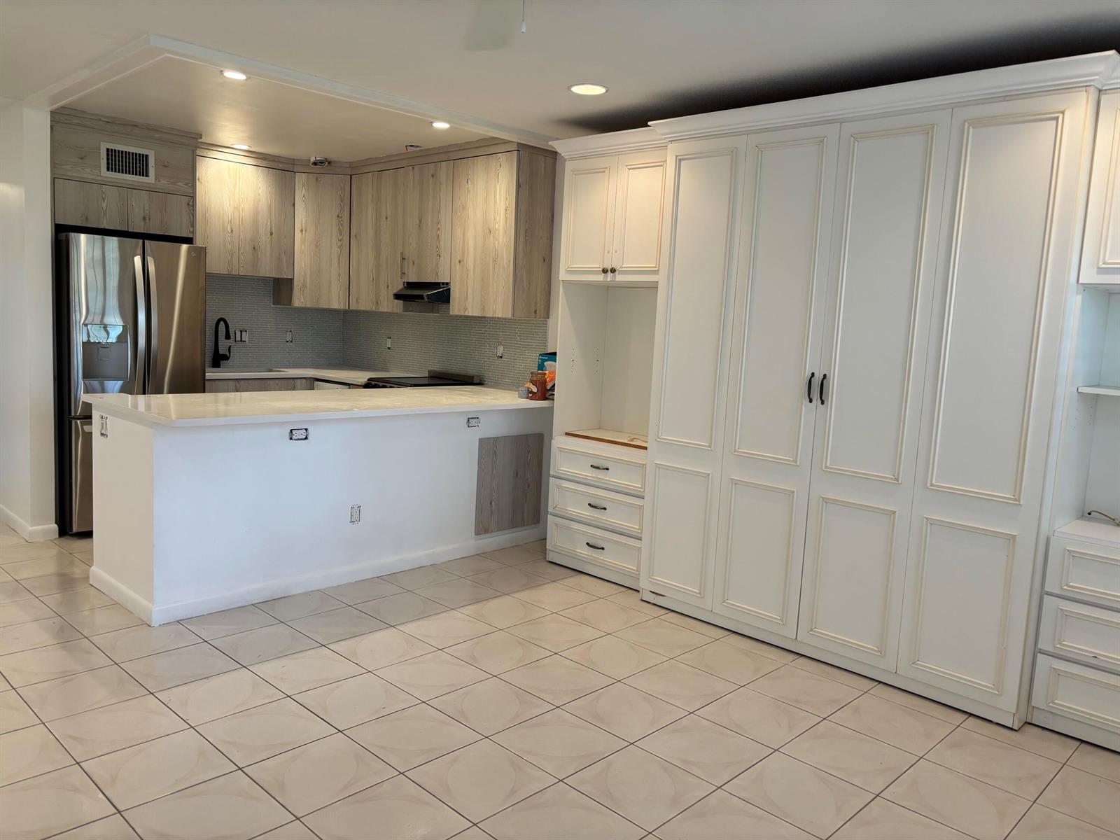 223 Coventry J # 223, West Palm Beach FL 33417