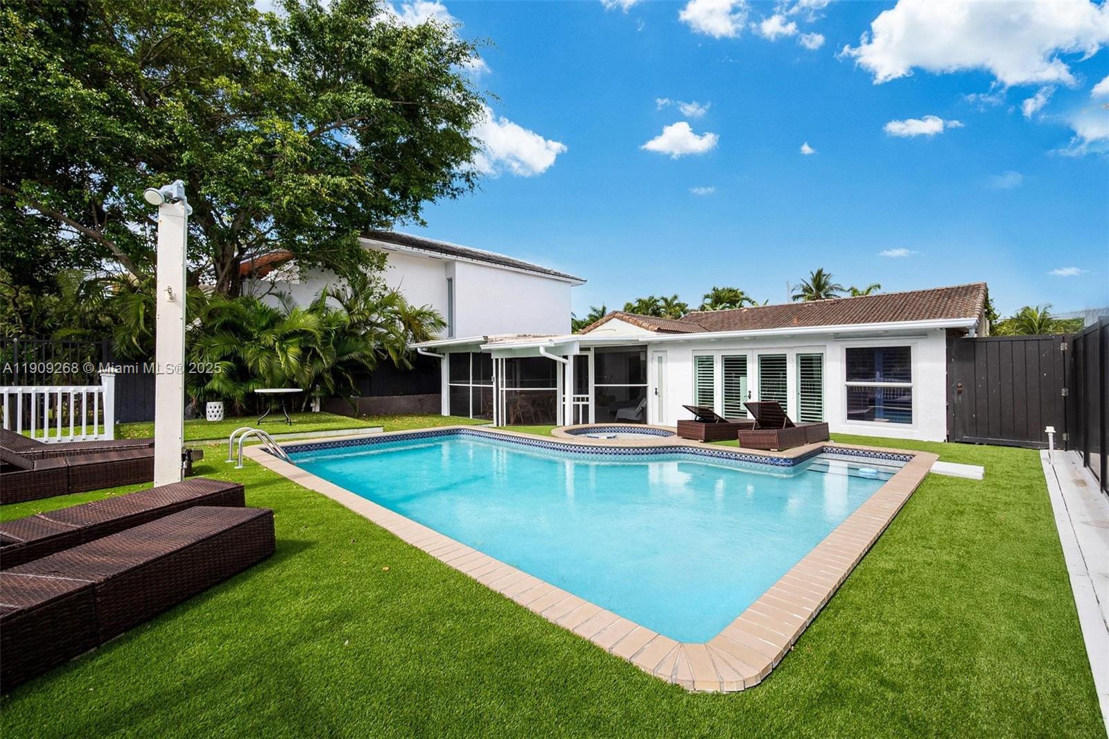 7701 NE 8th Ave, Miami FL 33138