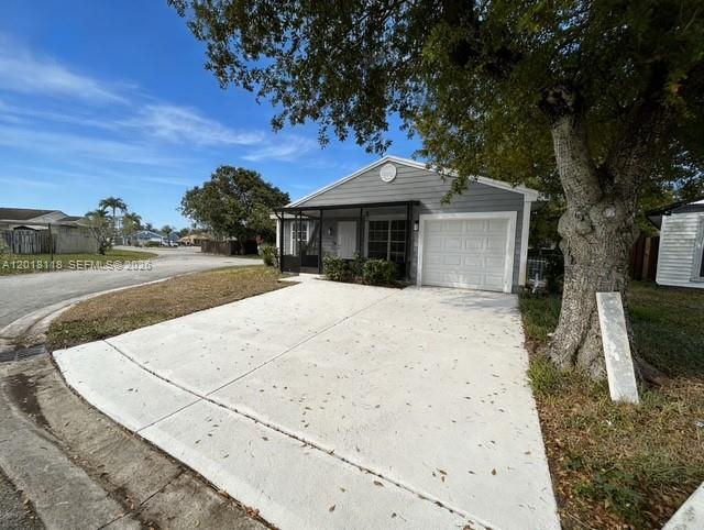 1792 SW 84th Ave, Miramar FL 33027