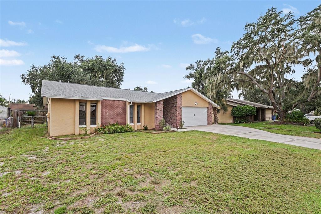 819 CROSSWINDS DRIVE, BRANDON, FL — photo 3 of 30