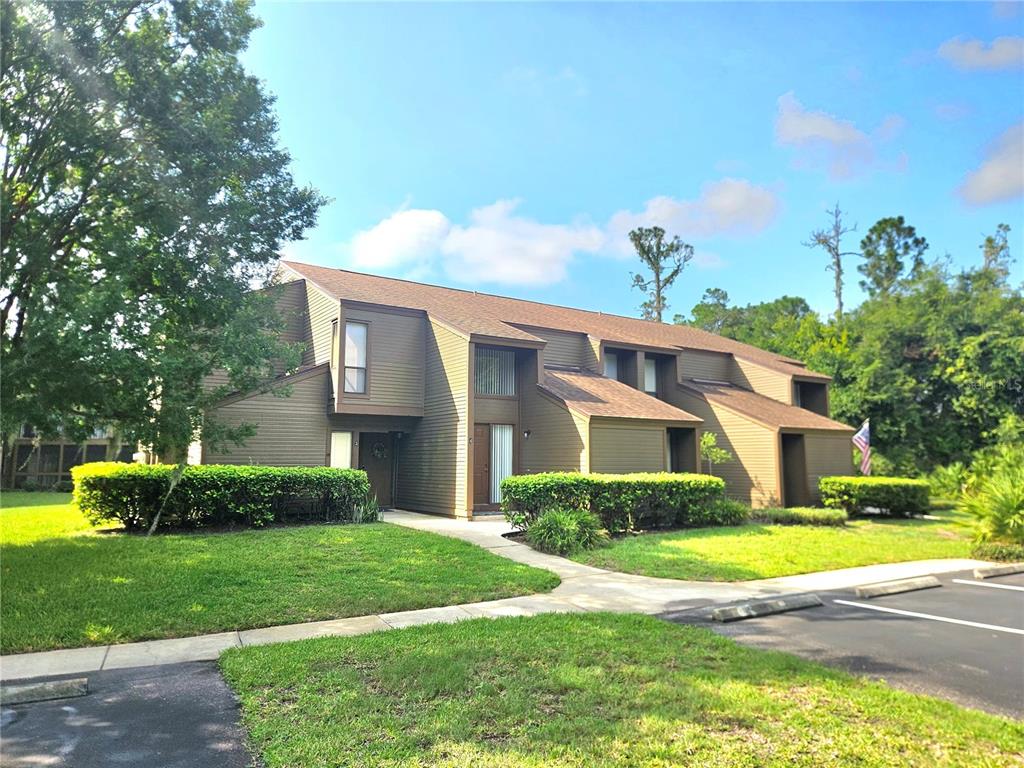 4 SHERBURY COURT UNIT 4