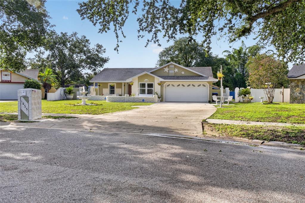 1435 LAMPLIGHTER WAY