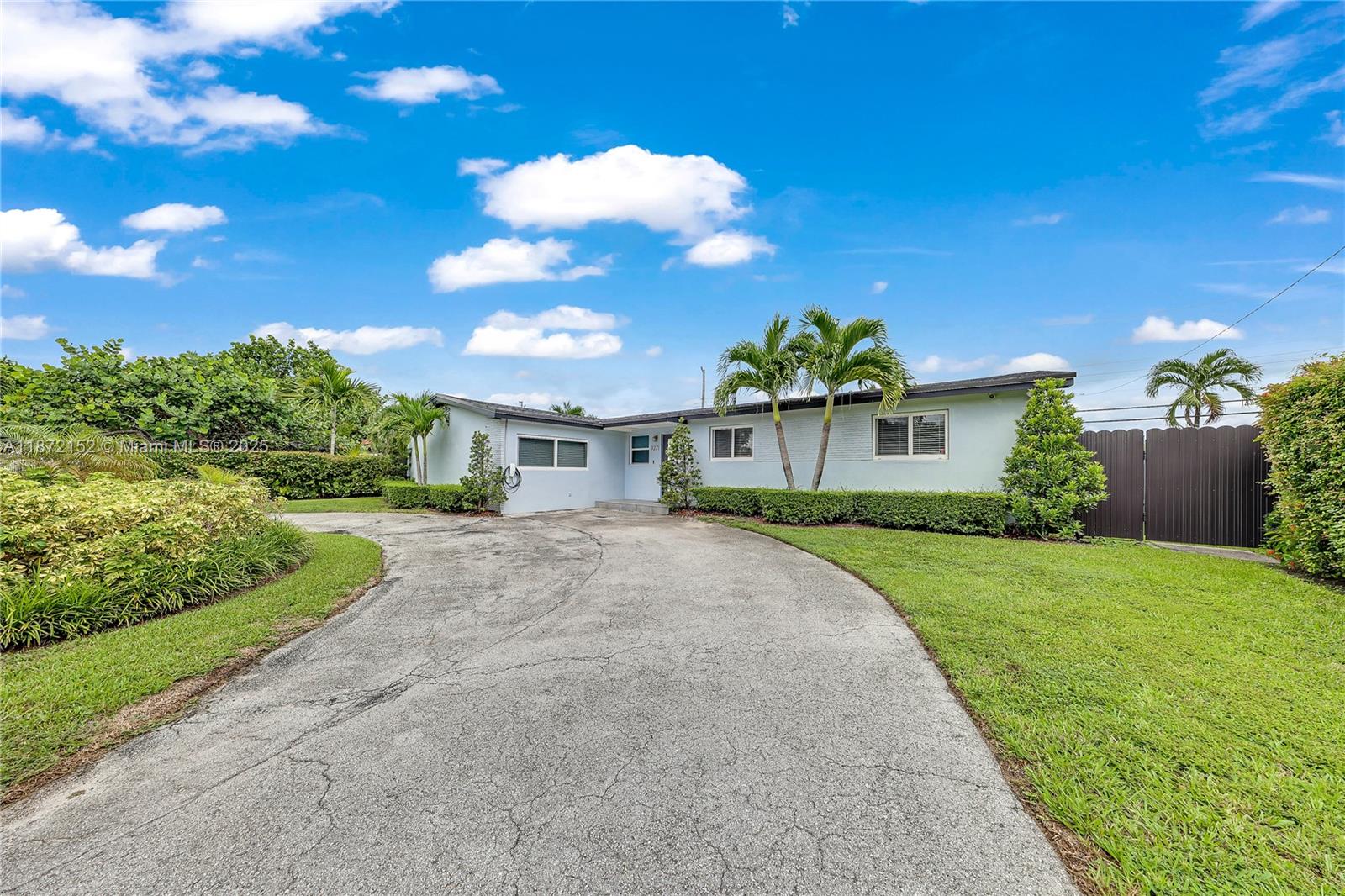 9271 SW 58 Terr, Miami FL 33173
