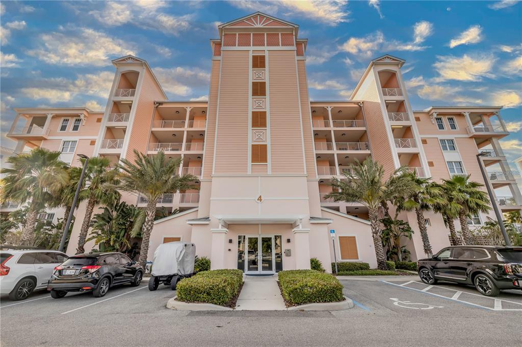 4 RIVERWALK DRIVE UNIT 201
