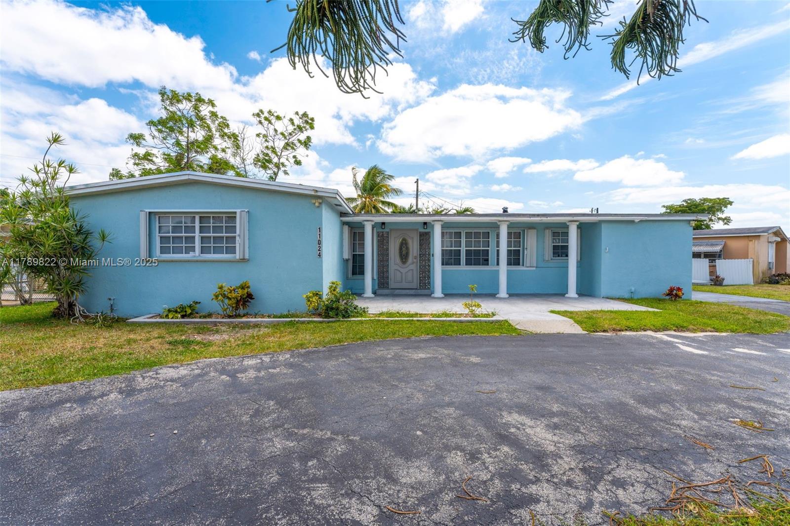 11024 SW 51st Ter, Miami FL 33165