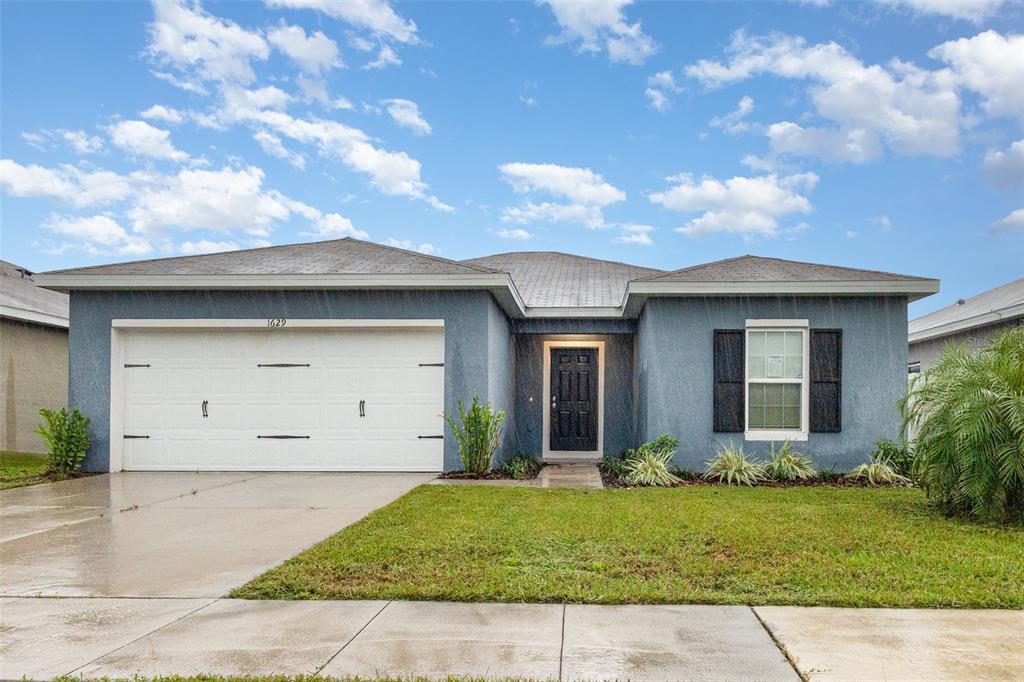 1629 AMBAR COURT
