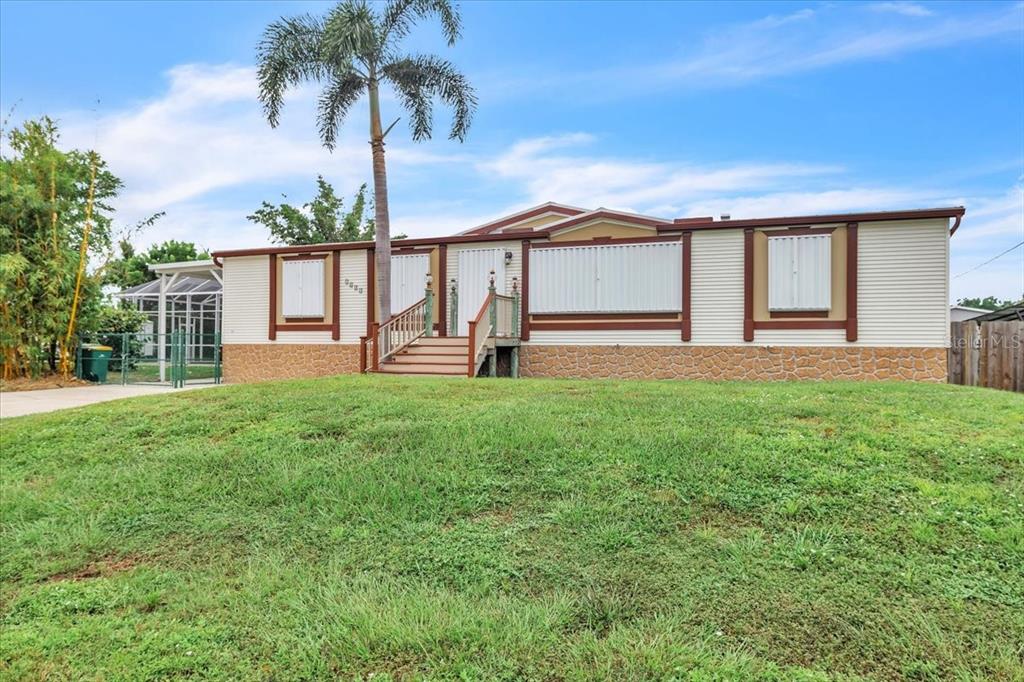 3023 BAMBOO COURT