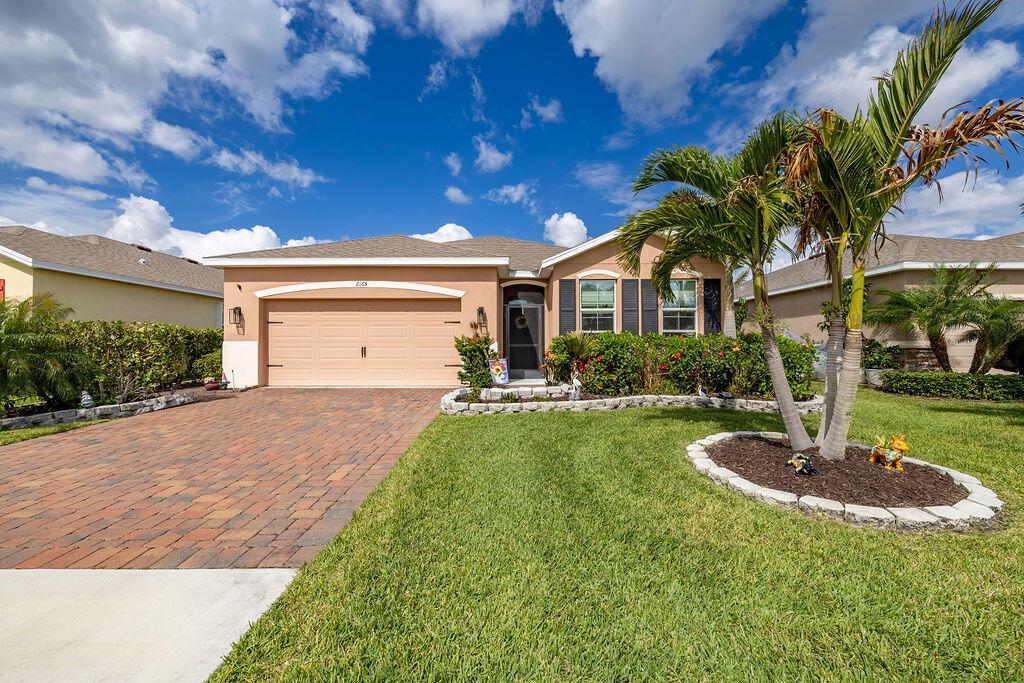2165 SW Hawk River Dr Drive SW, Vero Beach FL 32962