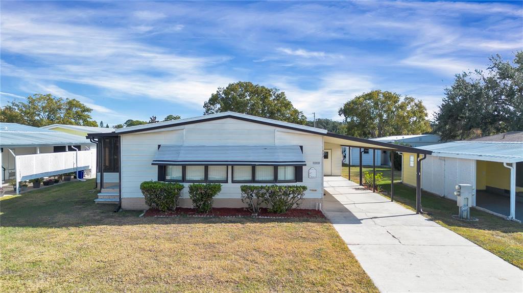 4969 FOXWOOD LAKE DRIVE