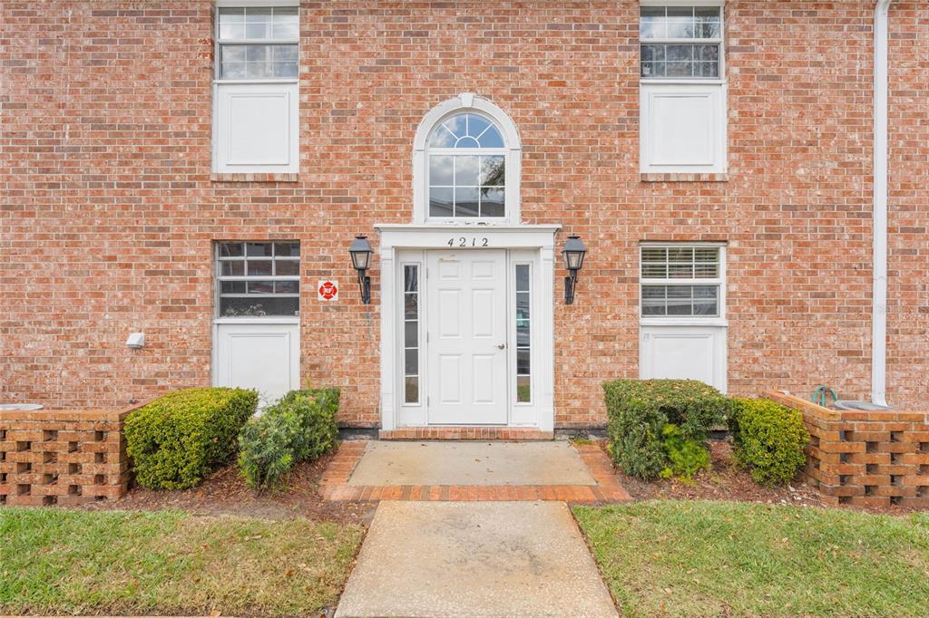 4212 LAKE UNDERHILL ROAD UNIT 5