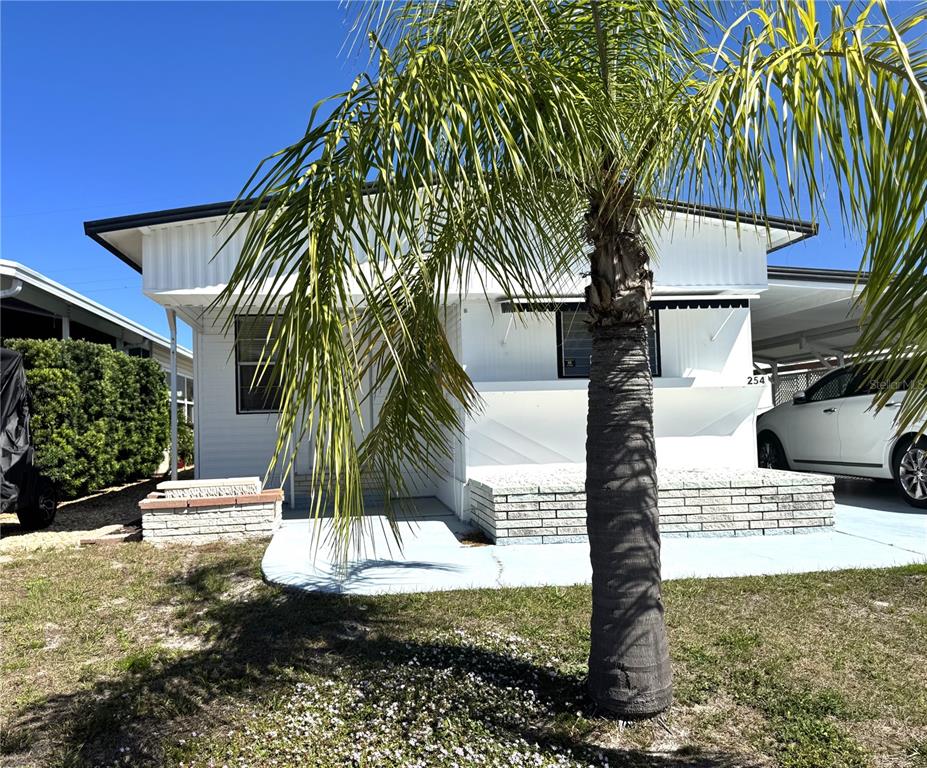 254 SOUTHWINDS DRIVE, SARASOTA, FL — photo 2 of 17